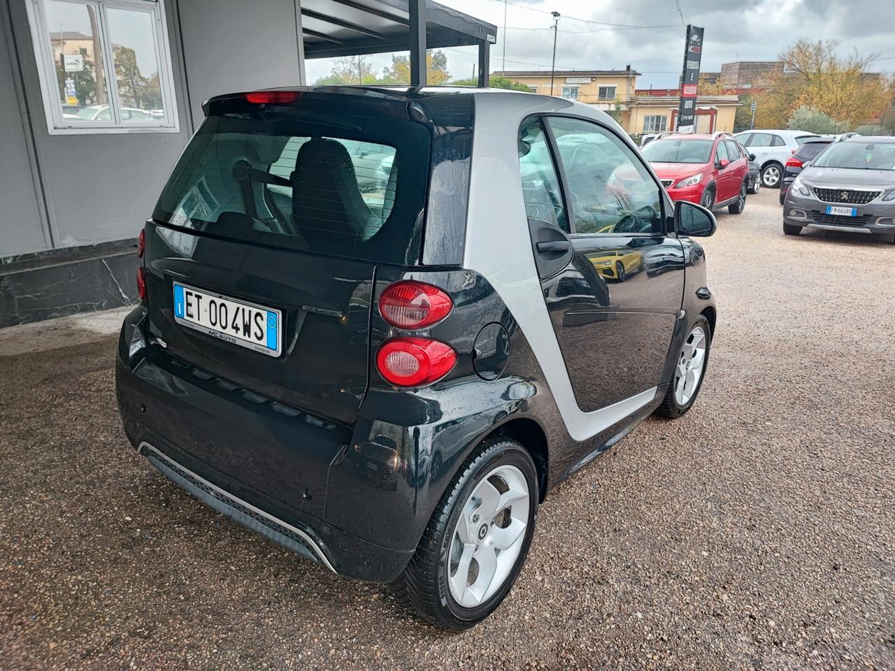 Smart ForTwo 1000 62 kW coupé passion