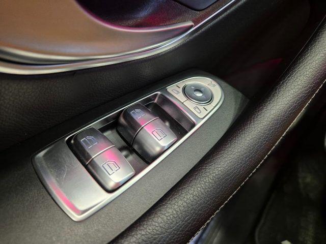 MERCEDES-BENZ E 220 d Auto AMG line Premium - Cam - Carplay - Lim