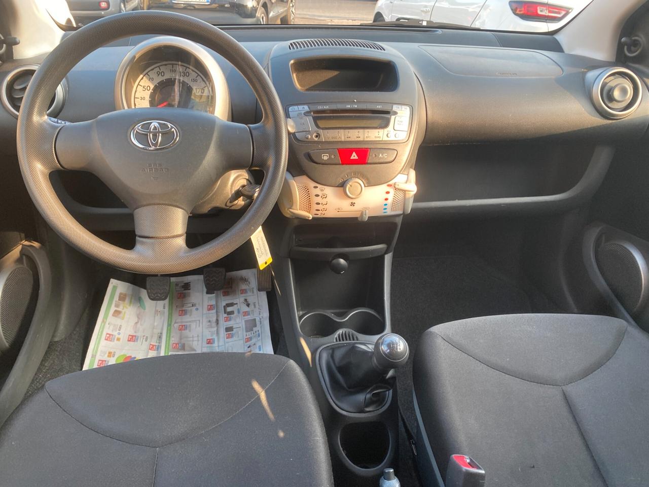 Toyota Aygo 1.0 BENZINA 2012 5PORTE