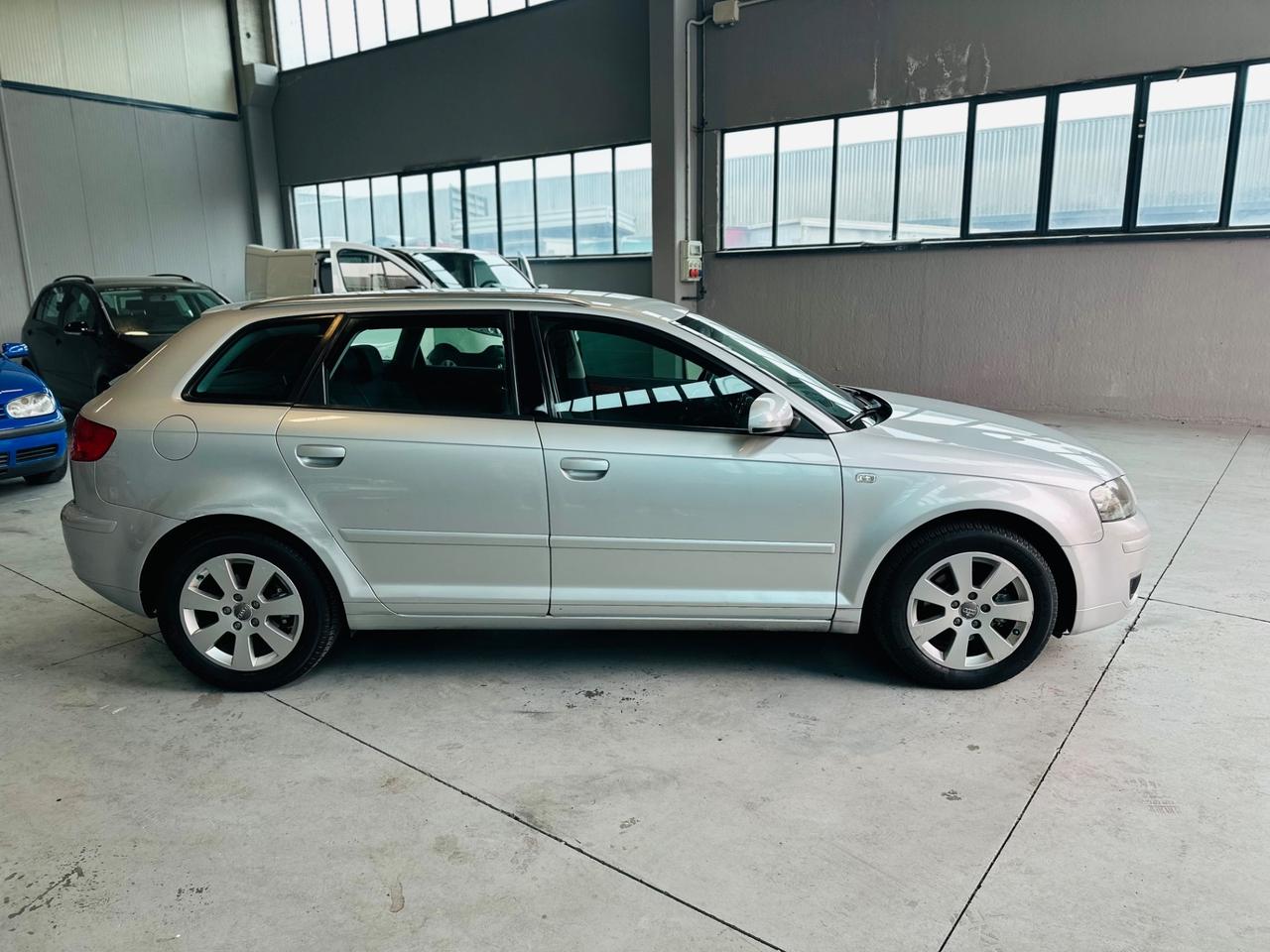 Audi A3 1.6 16V FSI Ambition