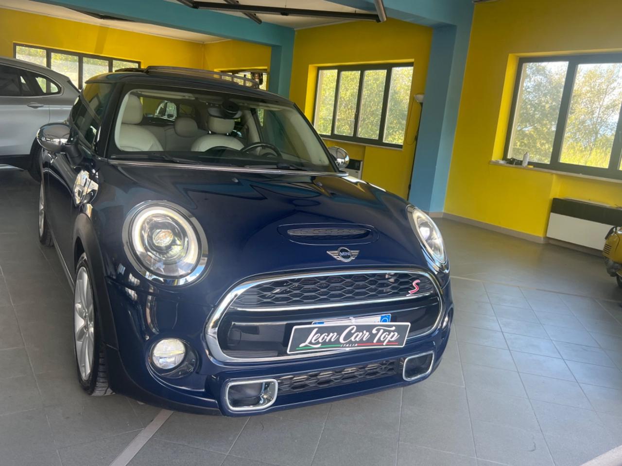 Mini 2.0 Cooper SD Boost automatico tetto full accetto permute e finanziamenti