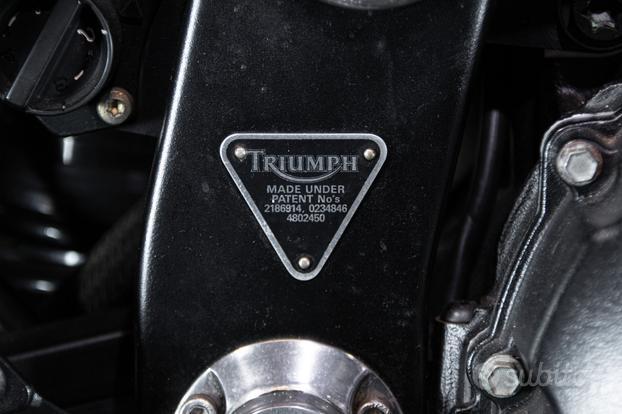 Triumph Speed Triple 900 - 1995