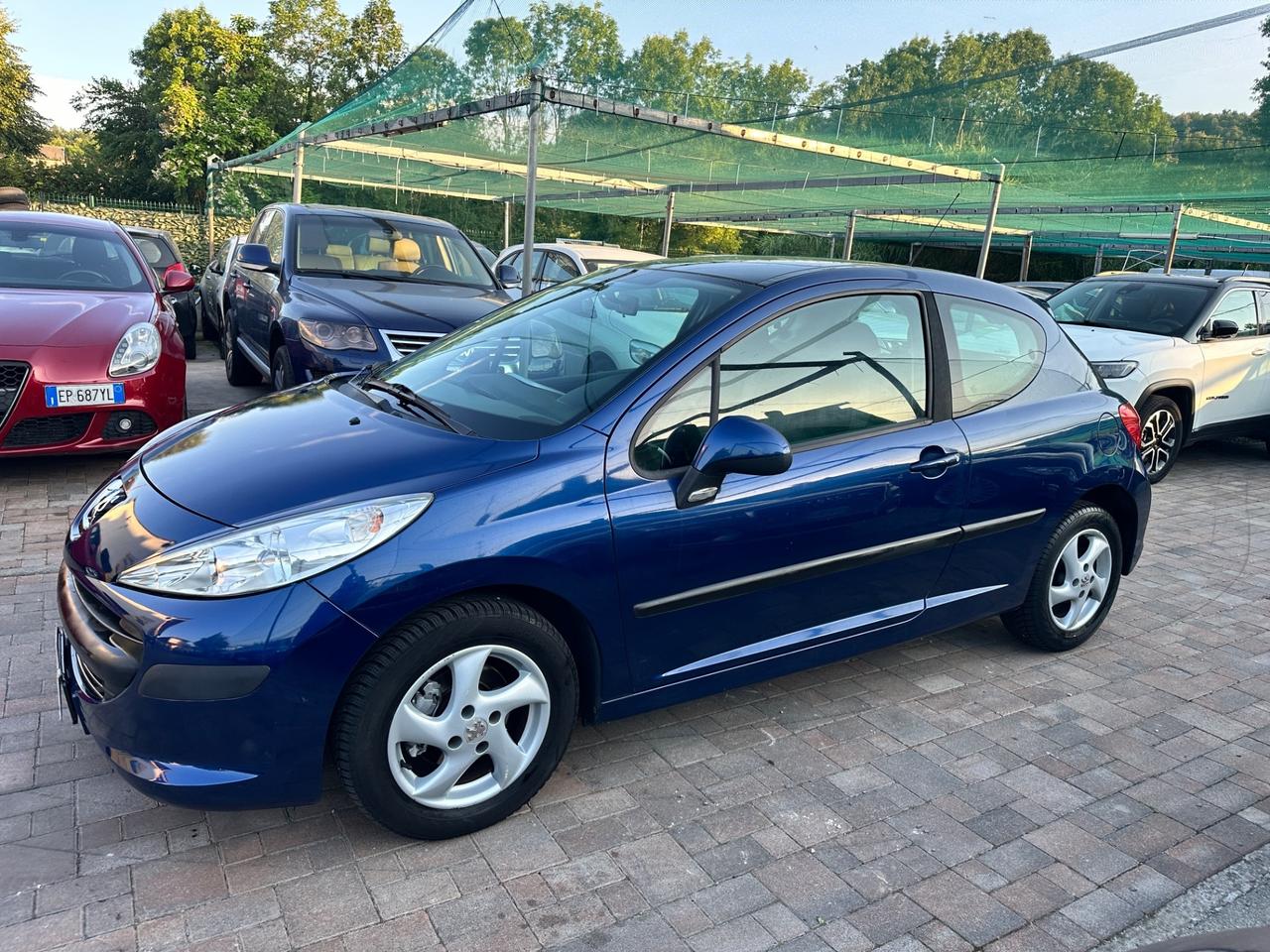 Peugeot 207 1.4 Benzina ok per neopatentati