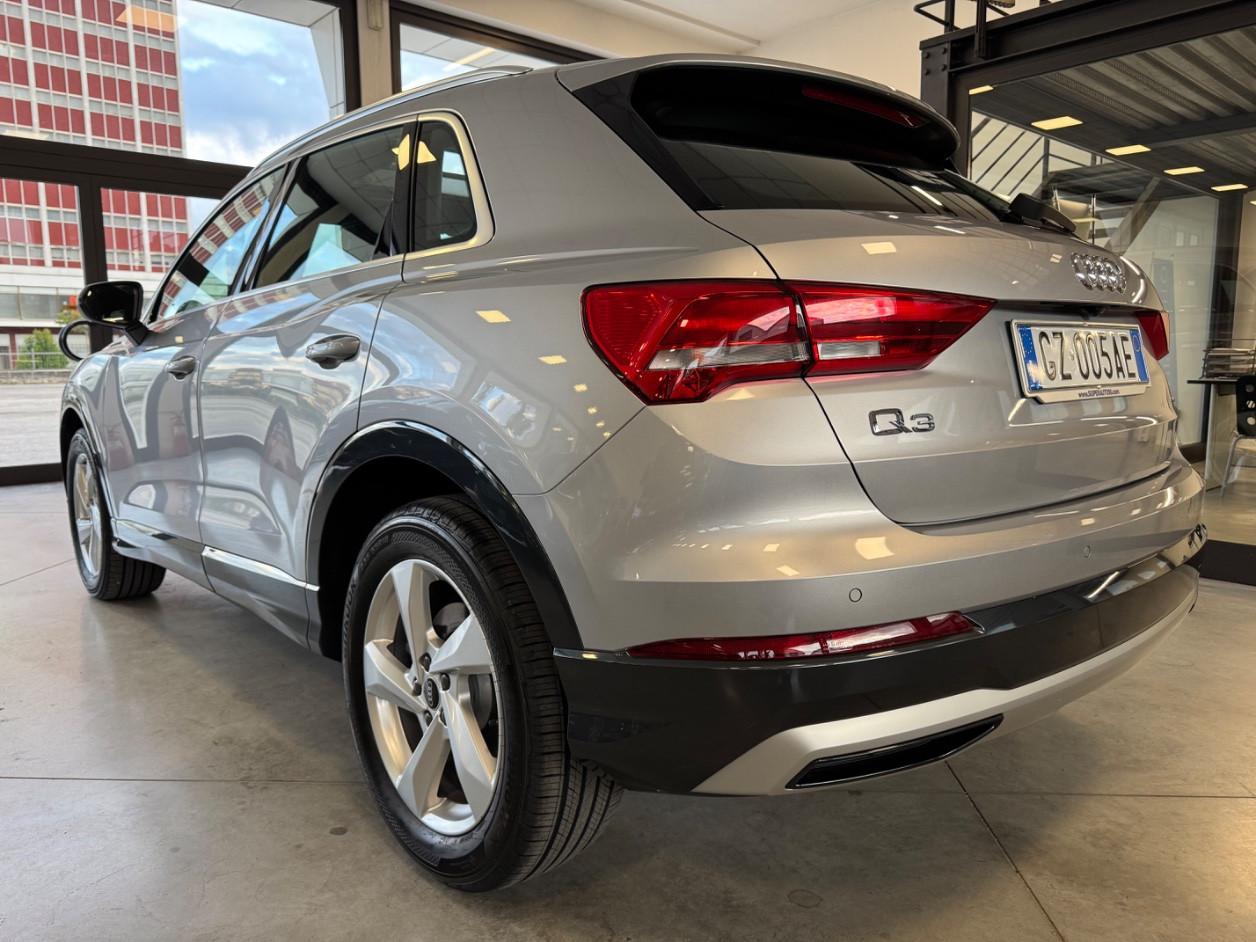 Audi Q3 40 2.0 tdi Business Advanced quattro 200cv s-tronic Tetto Apribile
