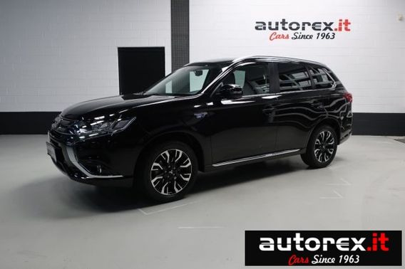 MITSUBISHI Outlander 2.0 MIVEC 4WD PHEV Instyle Diamond SDA