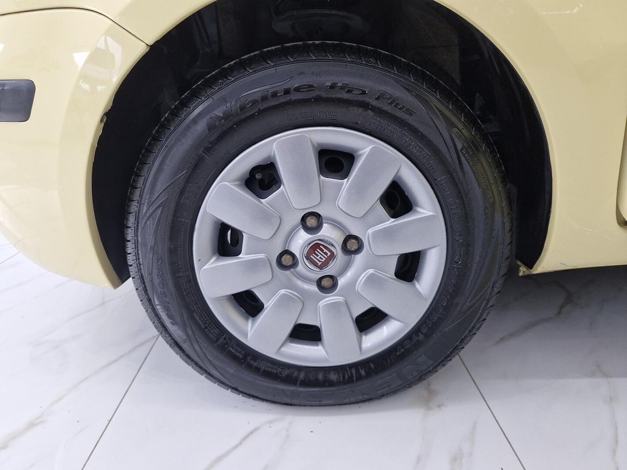 FIAT PANDA 1.2 BENZINA 60CV CAMBIO AUTOMATICO