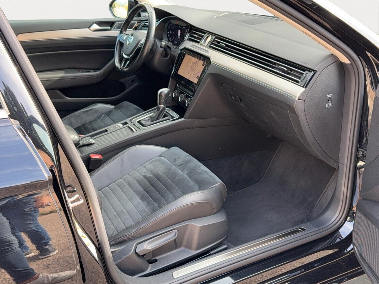 Volkswagen Passat Variant 2.0 TDI SCR 190 CV 4MOTION DSG Executive - 2018