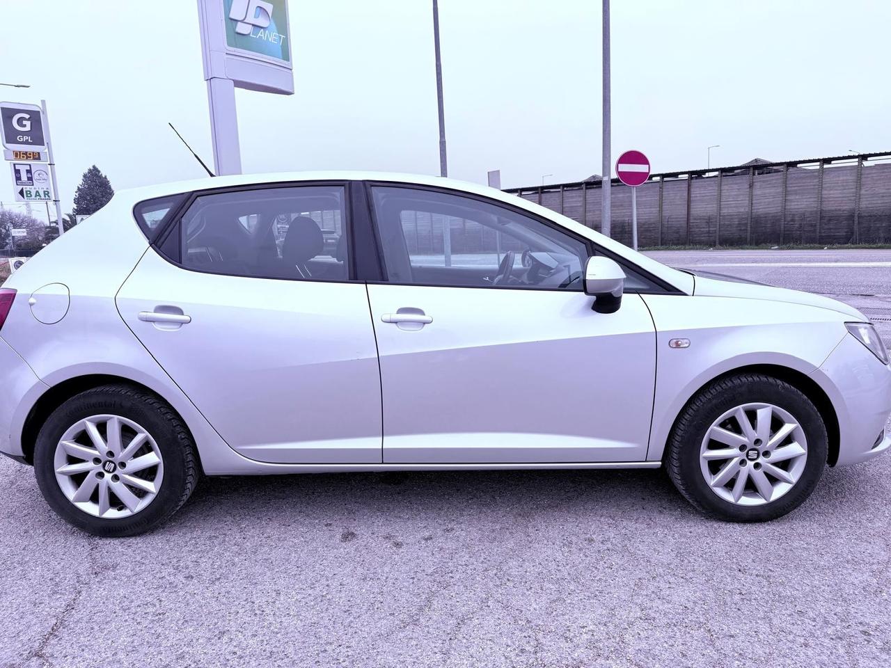 Seat Ibiza 1.6 TDI 105 CV CR 5 porte FR Ok neopatentati