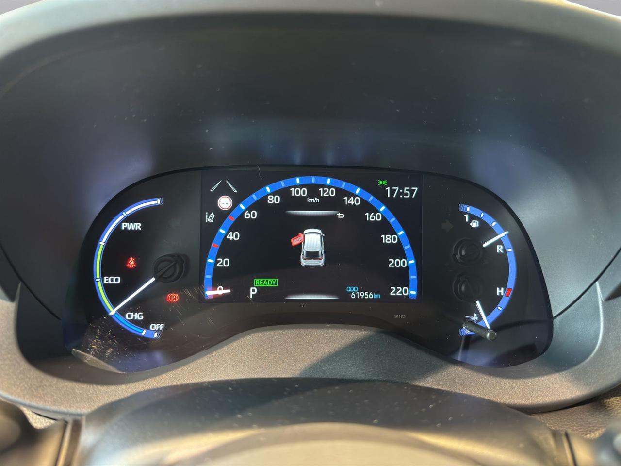 Toyota Yaris Cross 1.5h Lounge fwd 116cv e-cvt