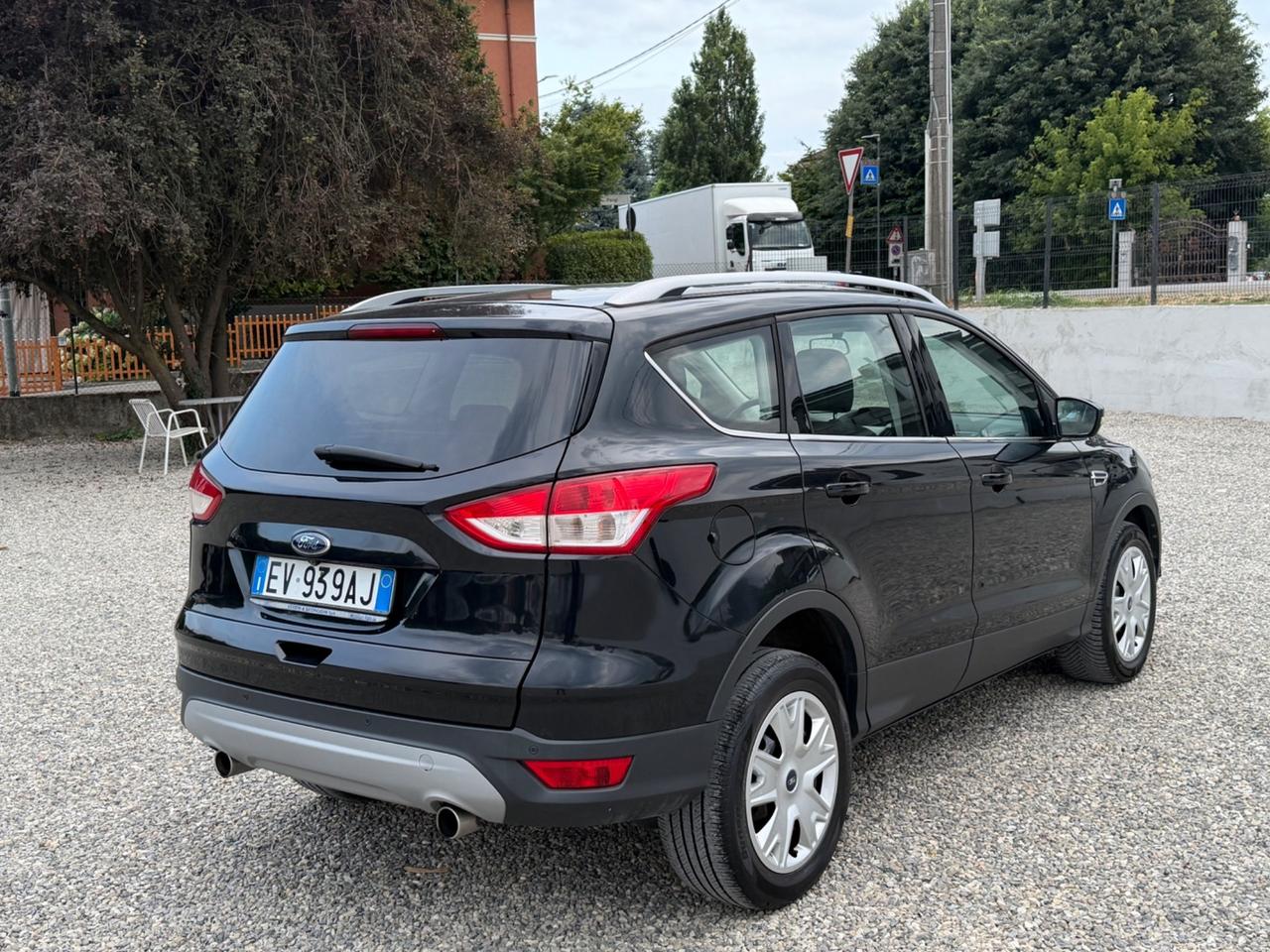 Ford Kuga 2.0 TDCI 140 CV 4WD Titanium