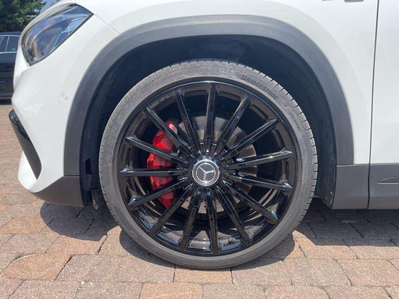 Mercedes-Benz GLA 35 AMG 4MATIC AUTO