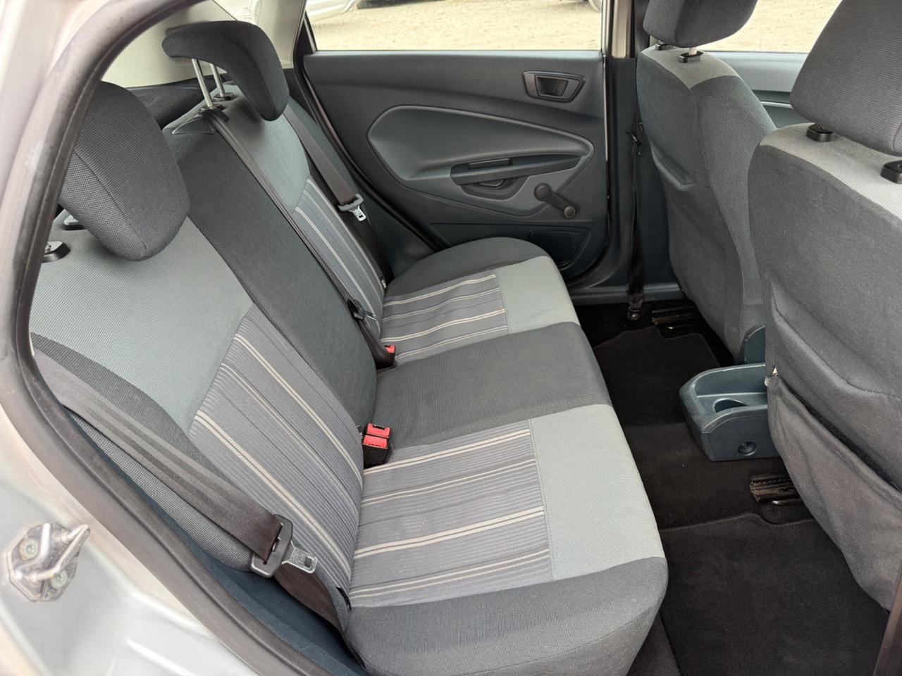 Ford Fiesta 1.4 5 porte Bz.- GPL Titanium