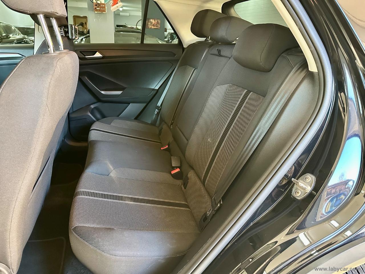 VOLKSWAGEN T-Roc 1.6 TDI SCR Style BlueMotion Tech. UNIPRO