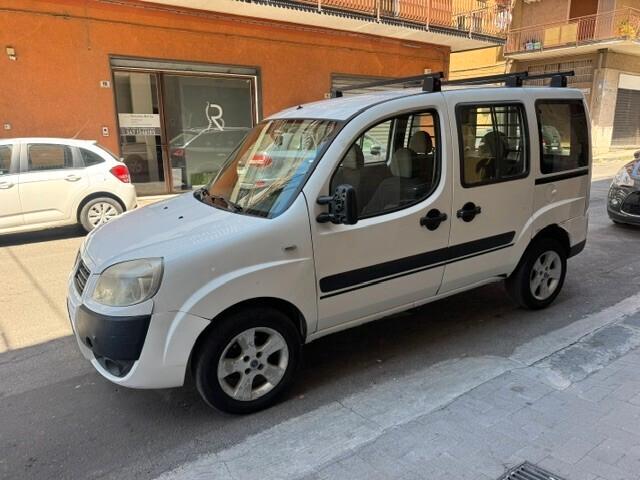 Fiat Doblo 1.9 MJT Combi 5 posti N1