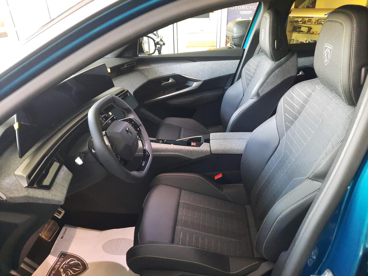 Peugeot 3008 Hybrid 145 e-DCS6 GT