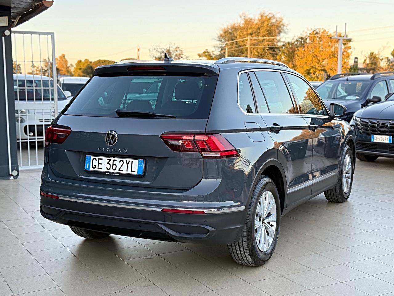 Volkswagen Tiguan 1.5 TSI 150 CV DSG ACT R-Line Garanzia 12 Mesi