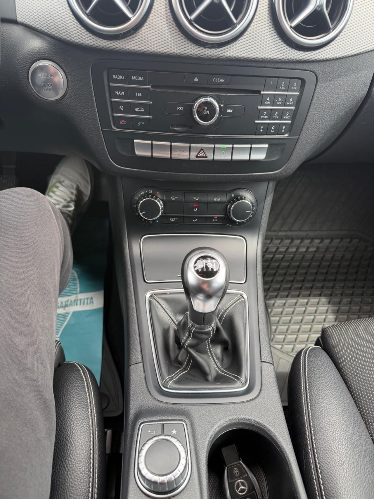 Mercedes-benz B 180 d Premium