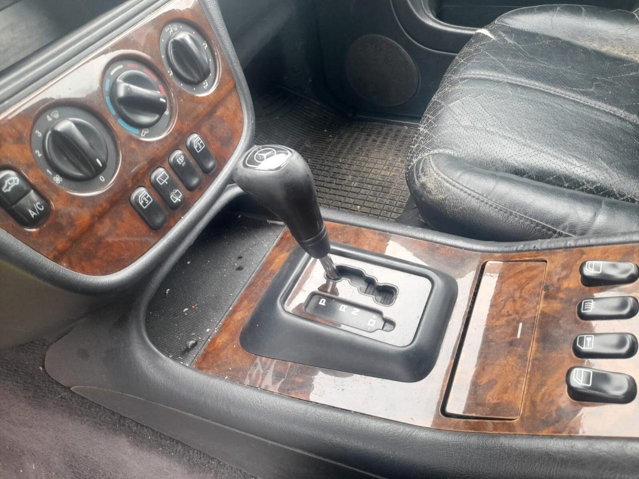 Mercedes-benz ML 270 2.7cc diesel (PRIVATO)- 2000