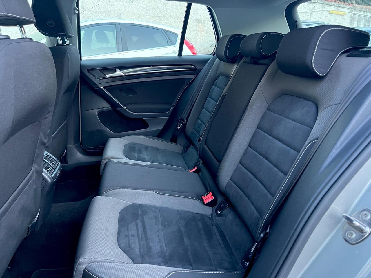 Volkswagen Golf 1.6 TDI 5p. 4MOTION Highline BlueMotion Technology