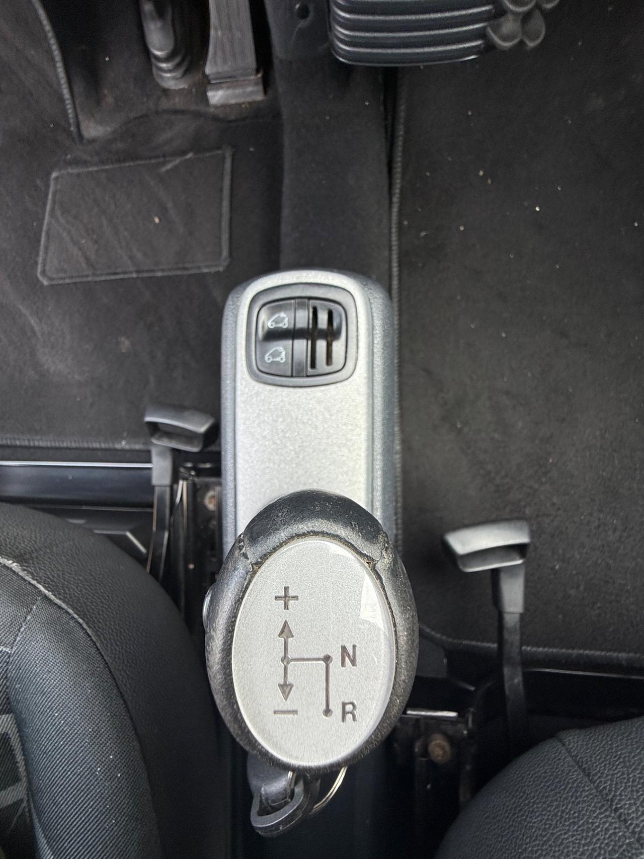 Solo da Qualitycars Pescara Smart ForTwo 800 40 kW cabrio passion cdi