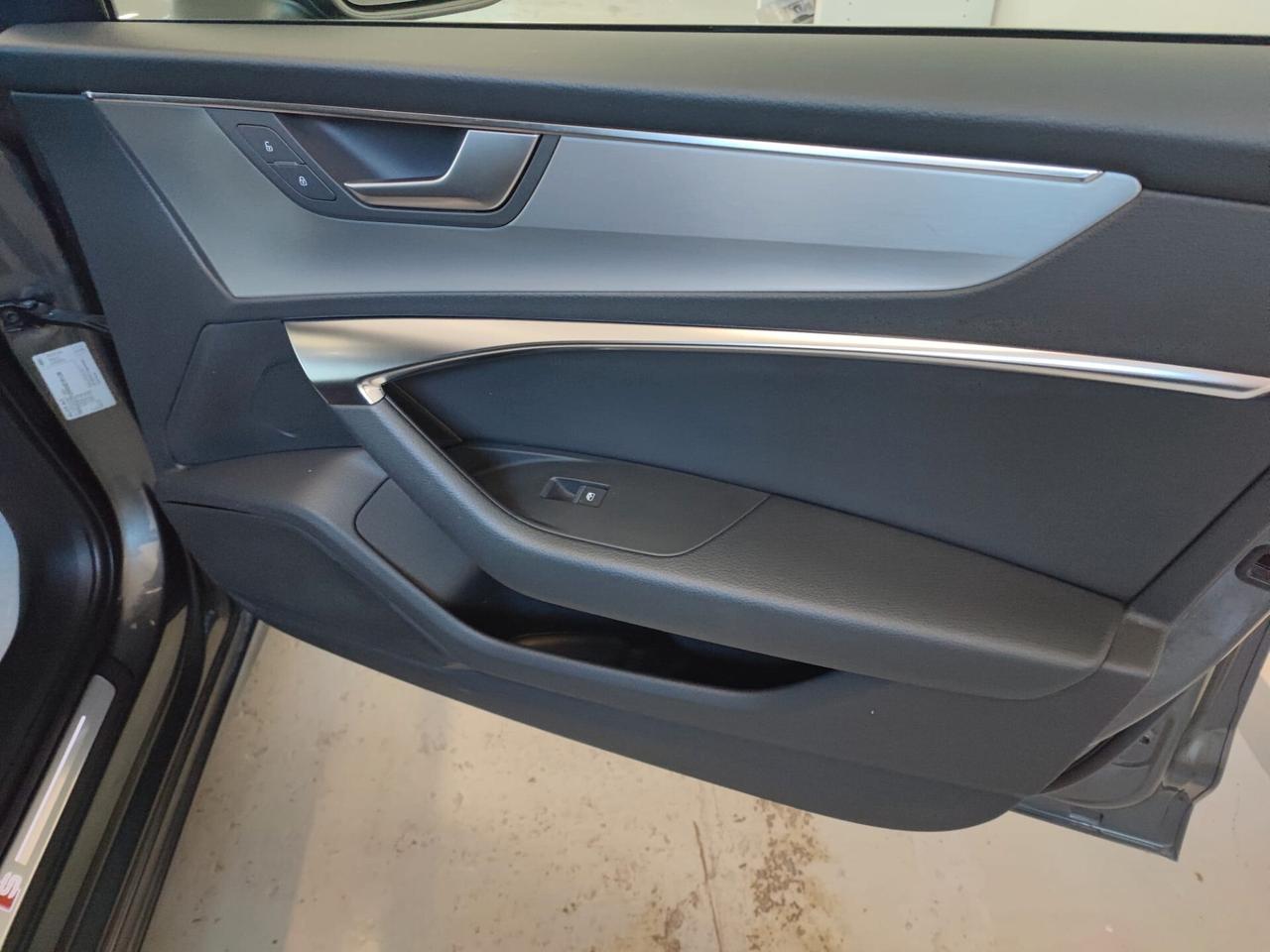 Audi A6 Avant 40 2.0 TDI quattro ultra S tronic line edition