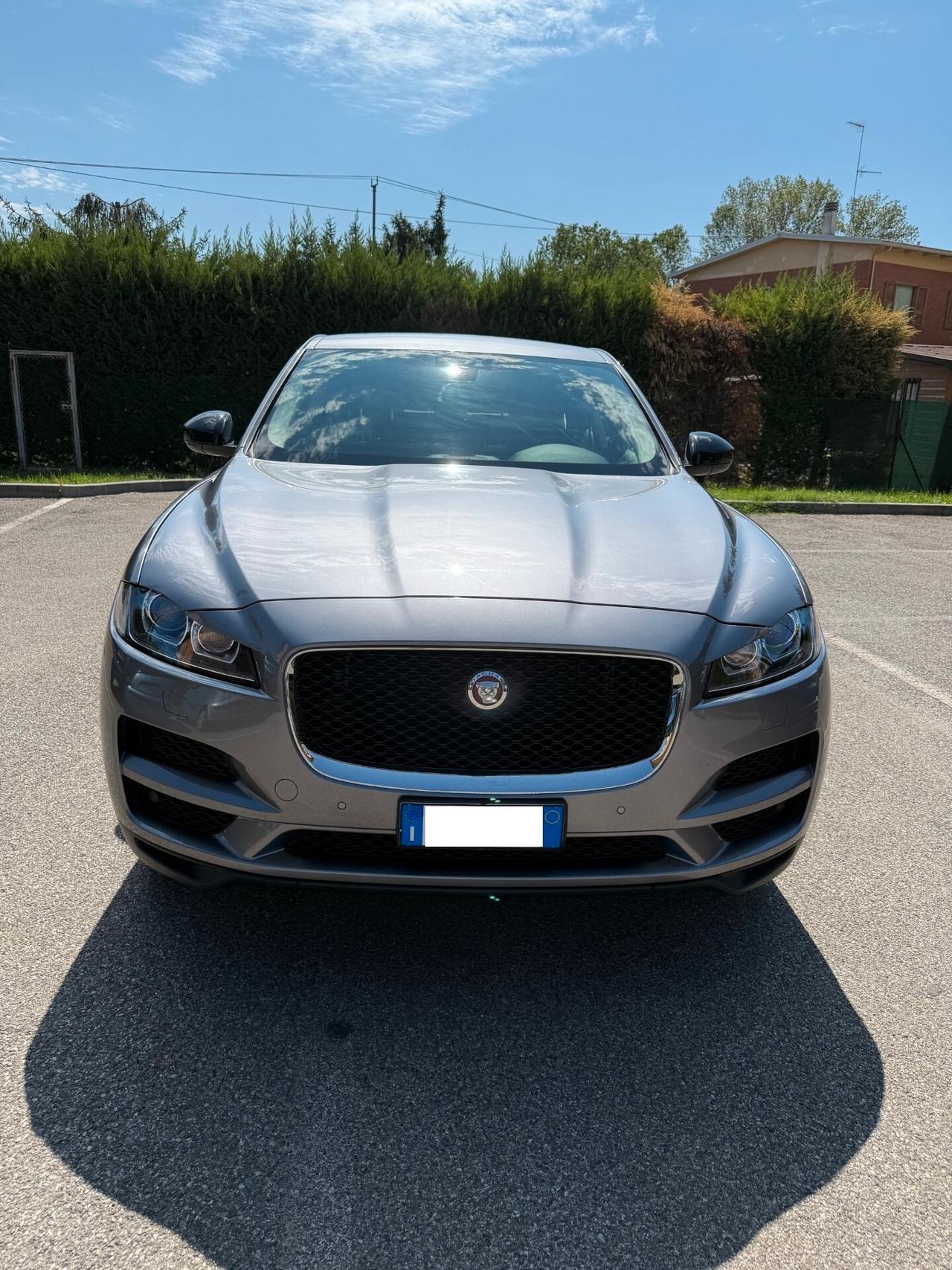 Jaguar F-Pace 2.0d - 4X4 - NAV. - PELLE - 12 MESI DI GARANZIA -