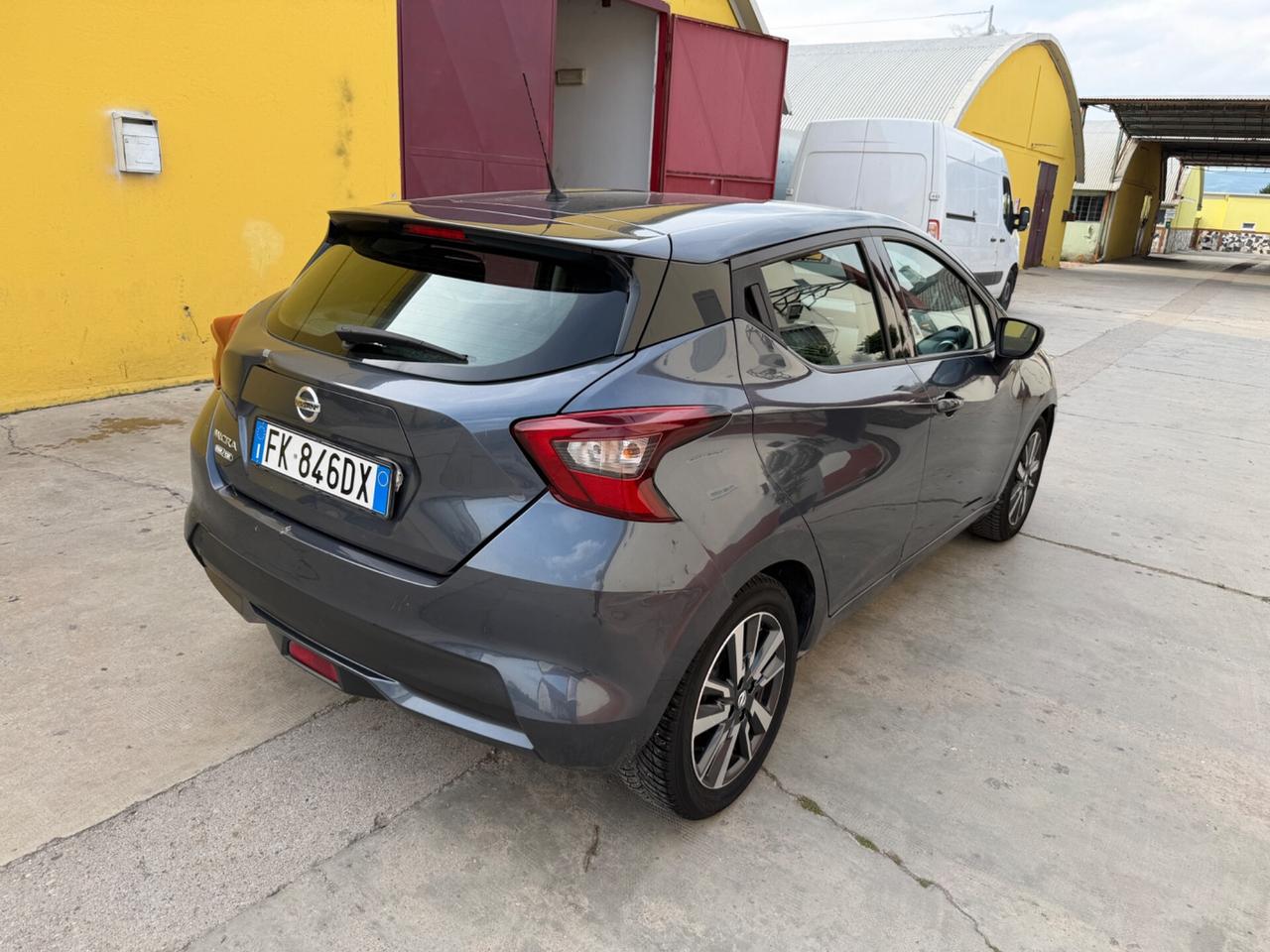 Nissan Micra 1.0L 12V 5 porte Visia+