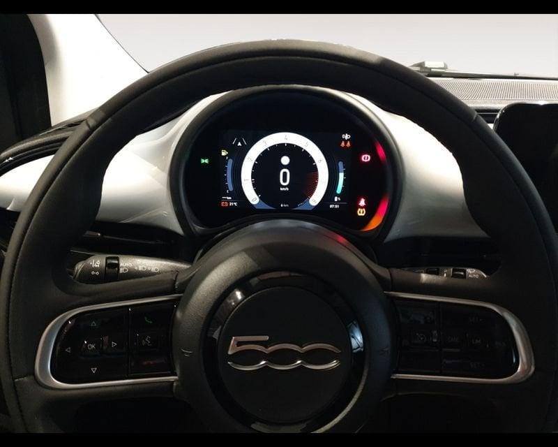 FIAT 500 (2020-->) Berlina Hybrid Icon