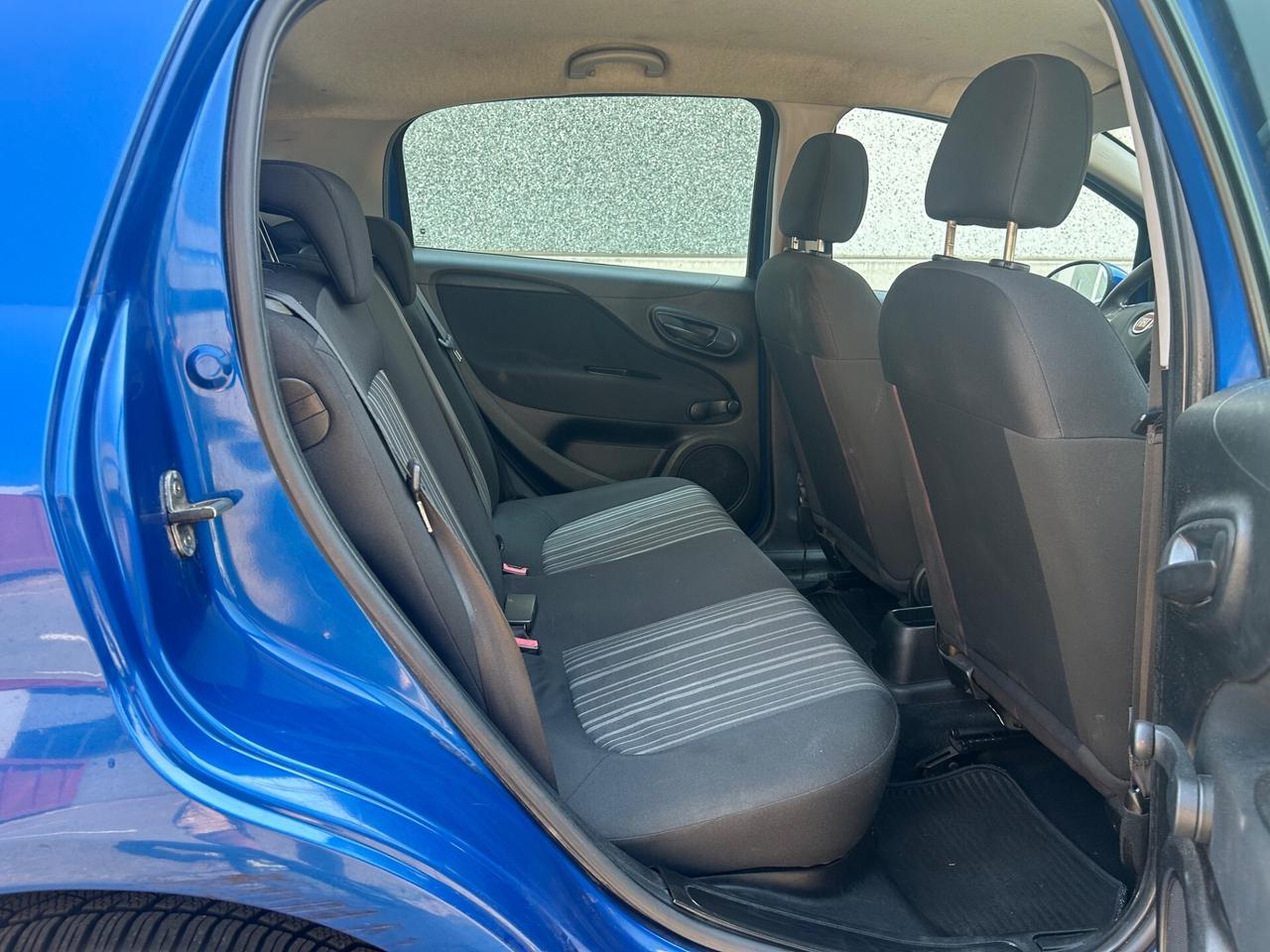 Fiat Punto Evo 1.4 77 CV Dynamic 5 Porte | Clima Bluetooth Cerchi in Lega Uniproprietario