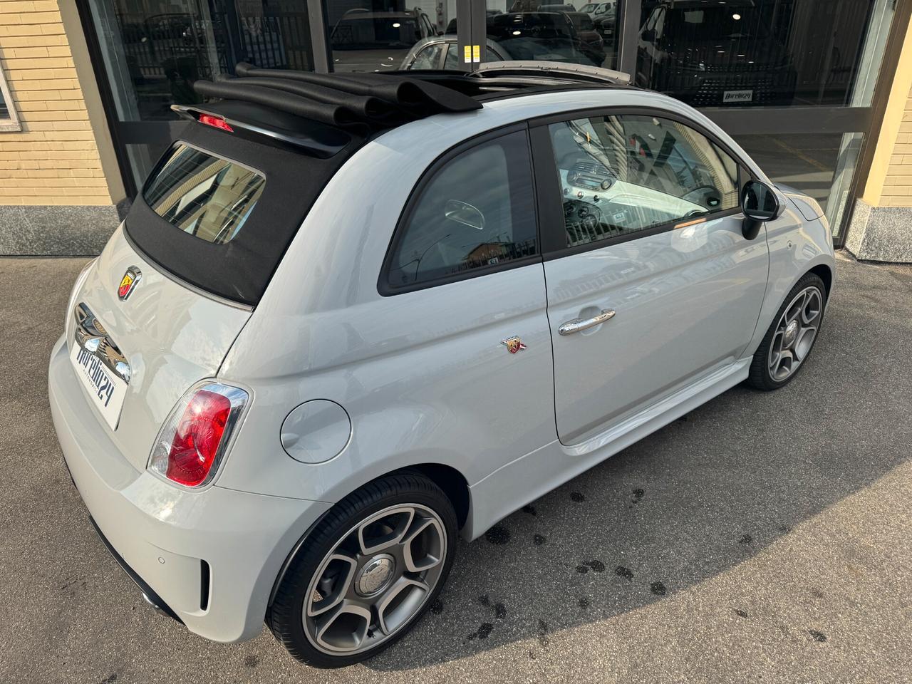 Abarth 500 CABRIO PARI AL NUOVO