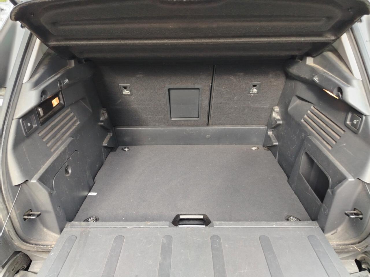 Peugeot 3008 1.6 THP 156CV Outdoor