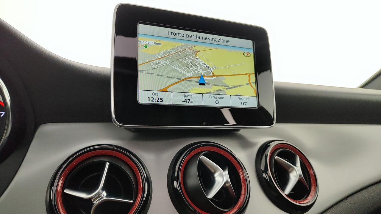 Mercedes-Benz CLA Shooting Brake AMG 45 4matic 360cv auto
