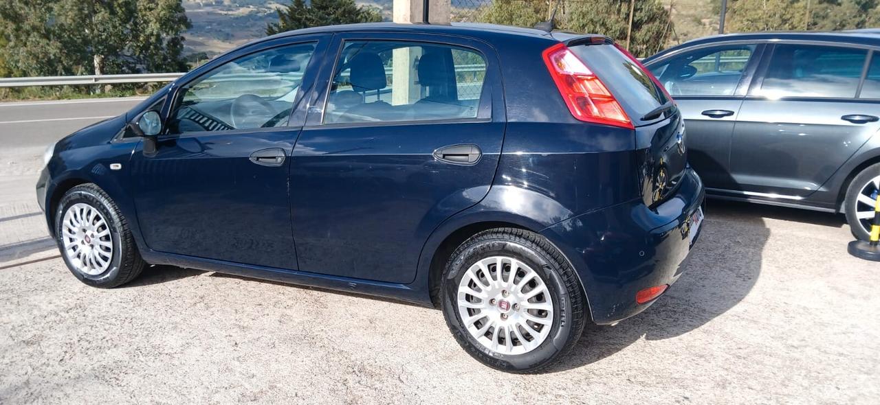 Fiat Punto 1.3 MJT II S&S Street - 2018 34.000km