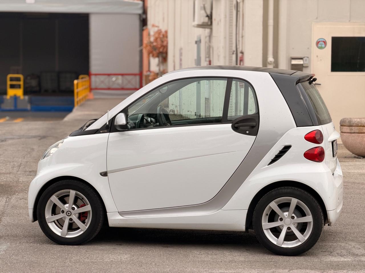 Smart ForTwo 1000 52 kW coupé pulse