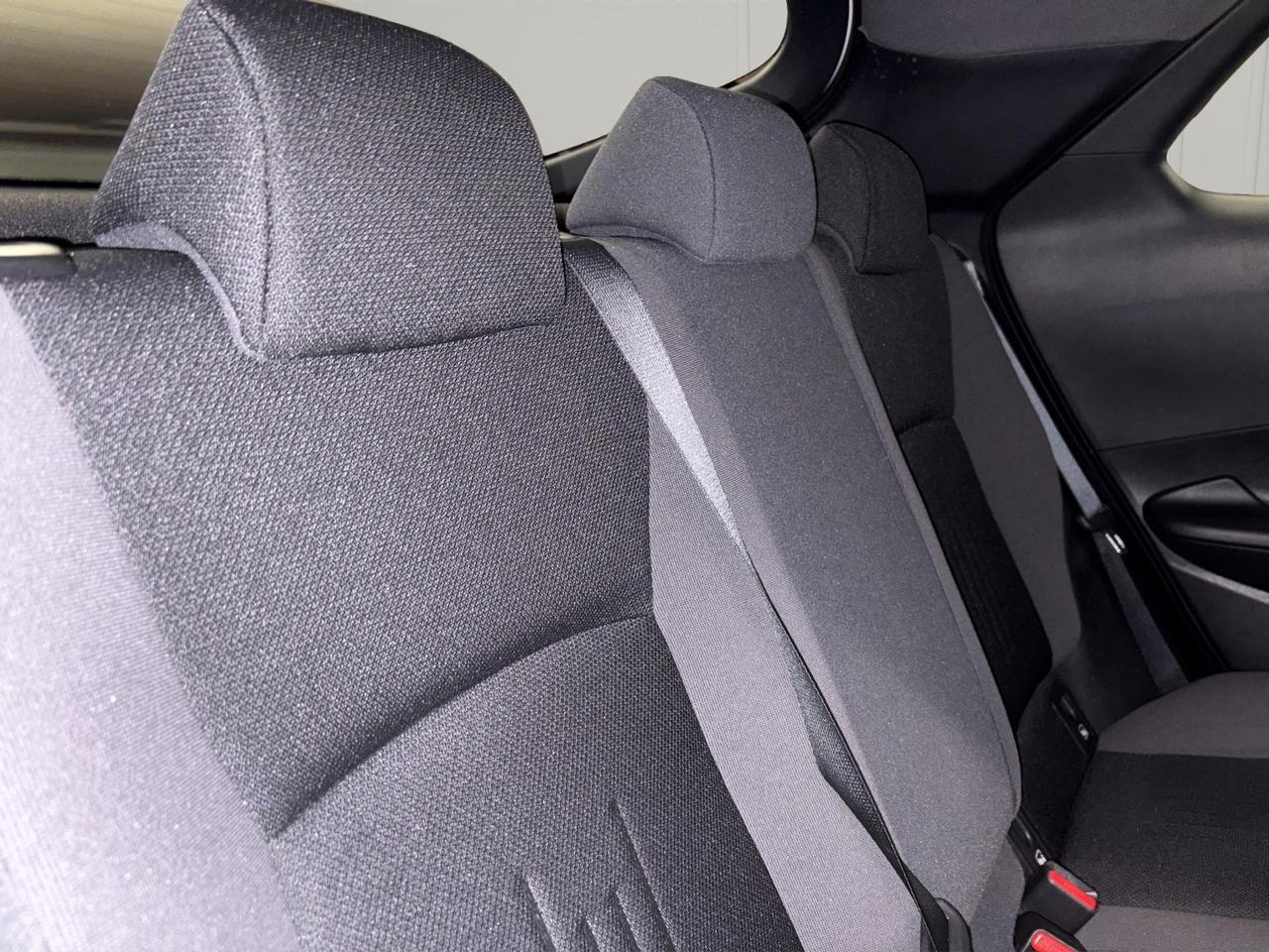 Toyota C-HR 2.0 phev Trend eco fwd e-cvt