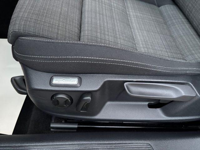 VOLKSWAGEN Passat Variant 2.0 TDI SCR EVO DSG Business