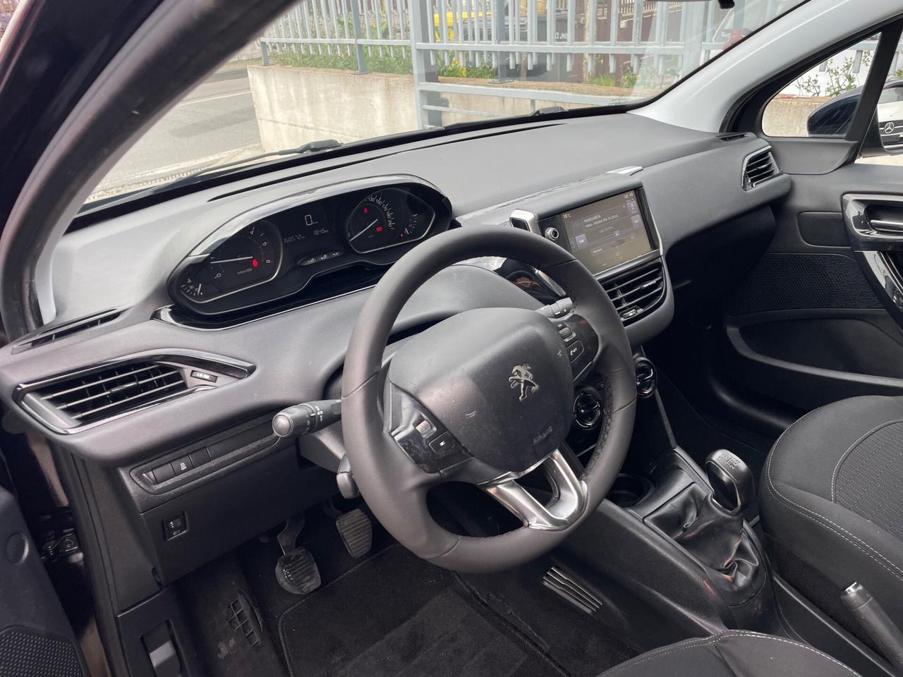 Peugeot 208 BlueHDi 75 5 porte Allure
