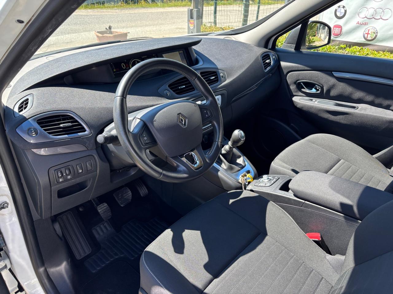 Renault Scenic XMod 1.5dCi Limited-2015"UNIPRO"