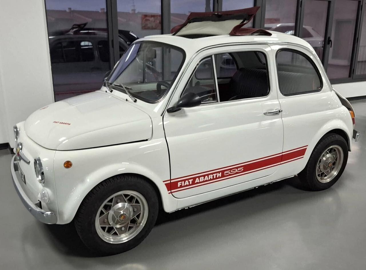 500 Abarth 595 Replica appena restaurata