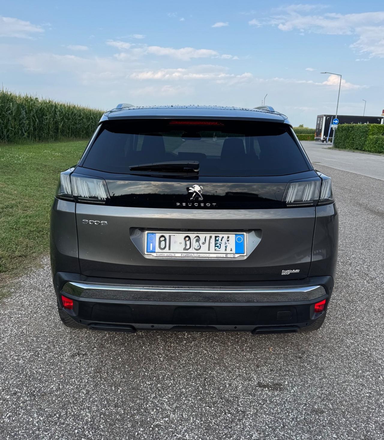 PEUGEOT 3008 1.5 Blu HDI DIESEL FULL OPTIONAL
