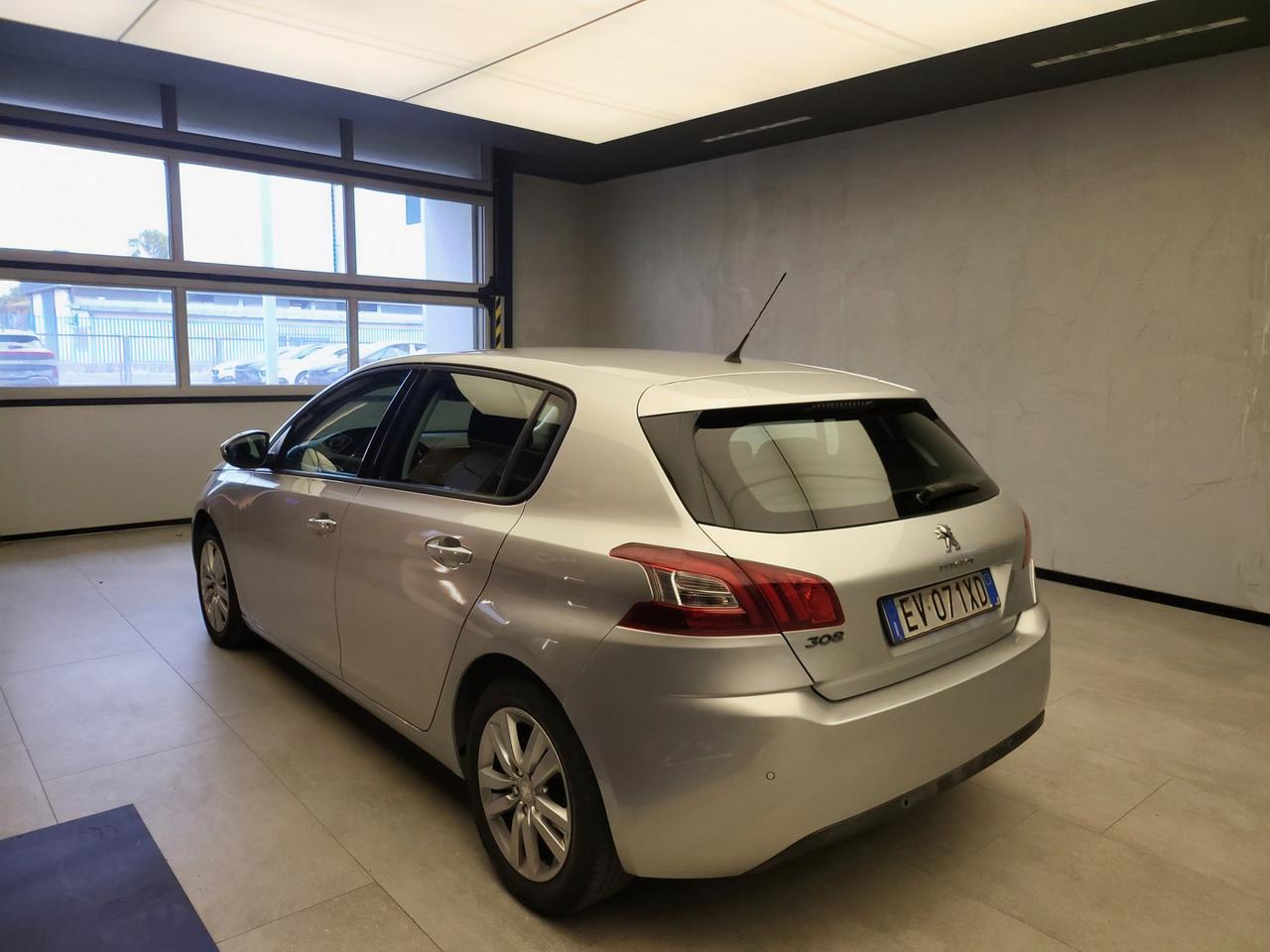 PEUGEOT 308 II 2013 - 308 5p 1.6 e-hdi 8v Active s&s 115cv fap