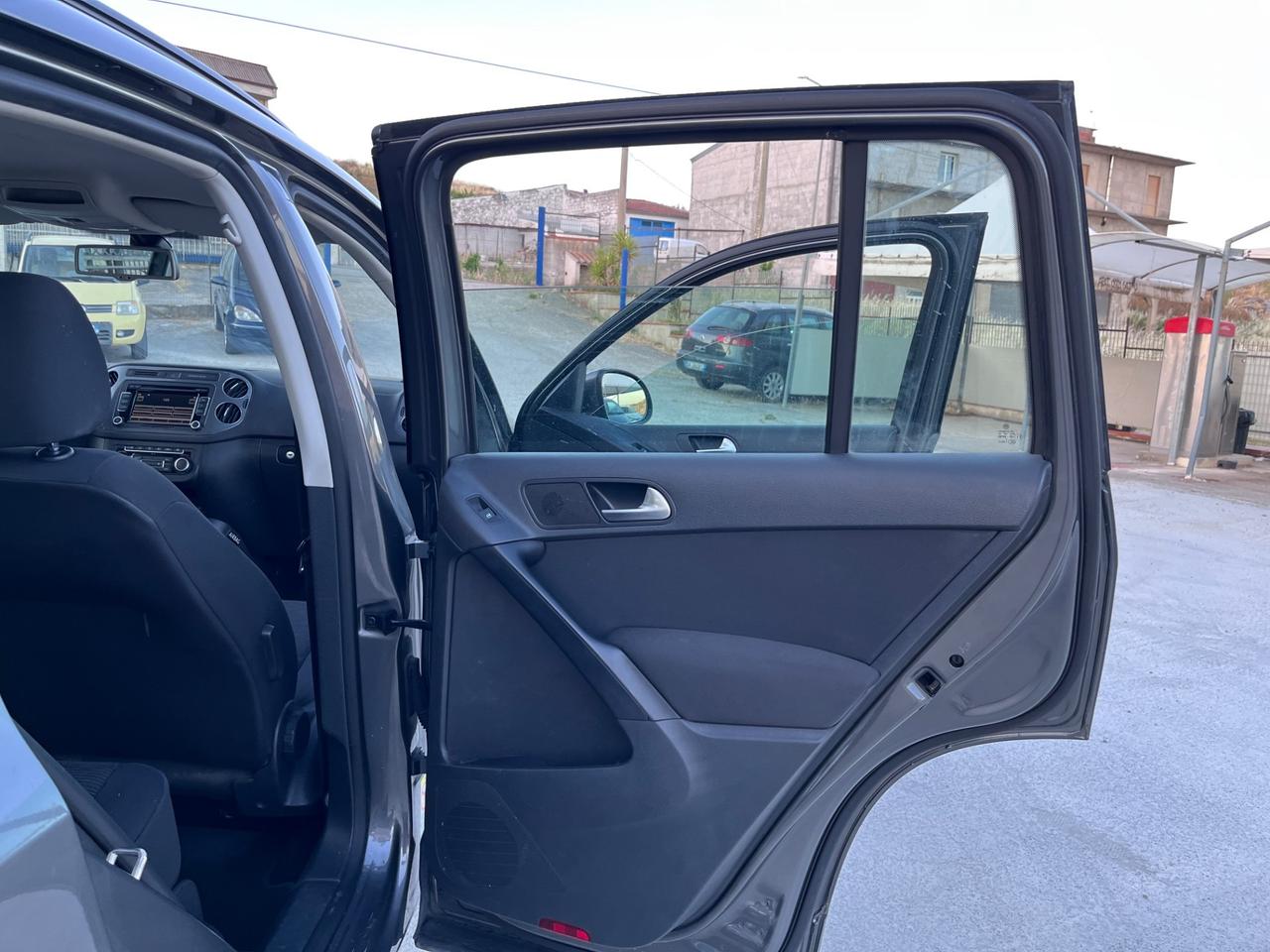 Volkswagen Tiguan 2.0 TDI 110CV Business Sport & Style BlueMotion Tech.