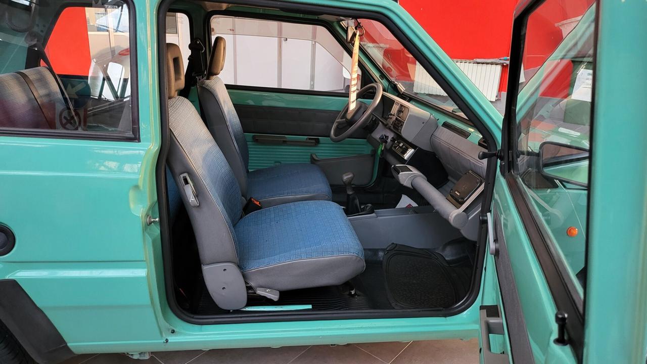 Fiat Panda 900 i.e. cat Young