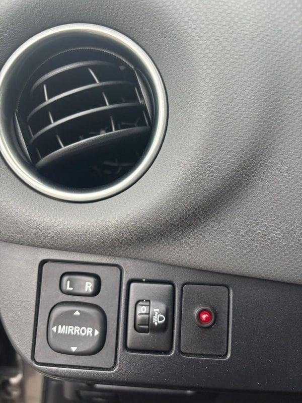 Toyota Yaris Yaris 1.5 Hybrid 5 porte Cool