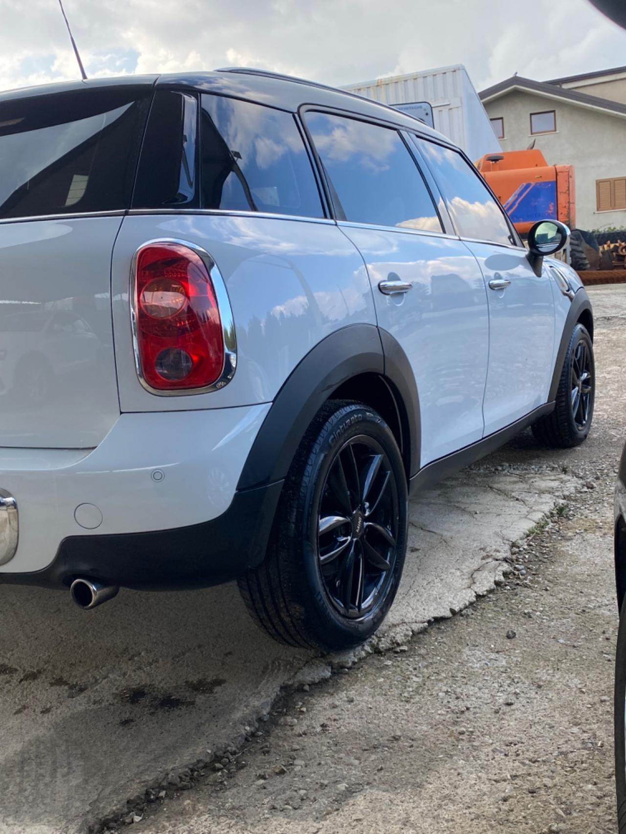 Mini Cooper D Countryman Mini 2.0 Cooper D Countryman Automatica