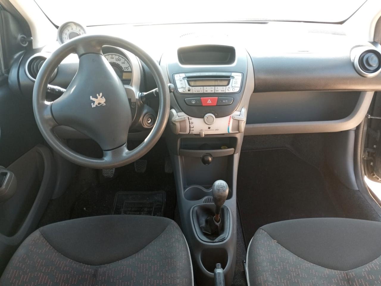 Peugeot 107 1.0 68CV 5p. Sweet Years