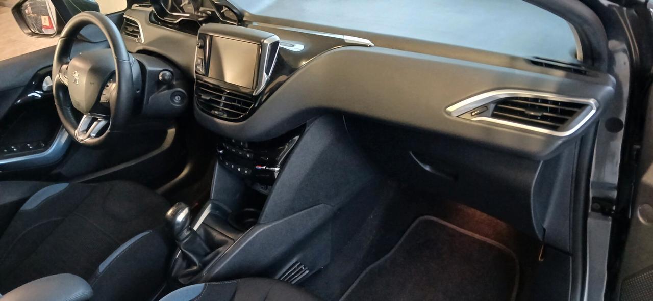 Peugeot 208 1.4 HDi neopatentati