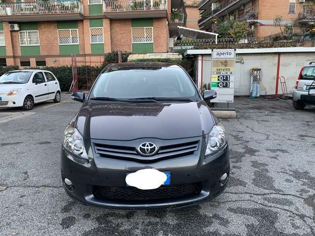 Toyota Auris Auris 5p 1.4d Sol m-mt FL