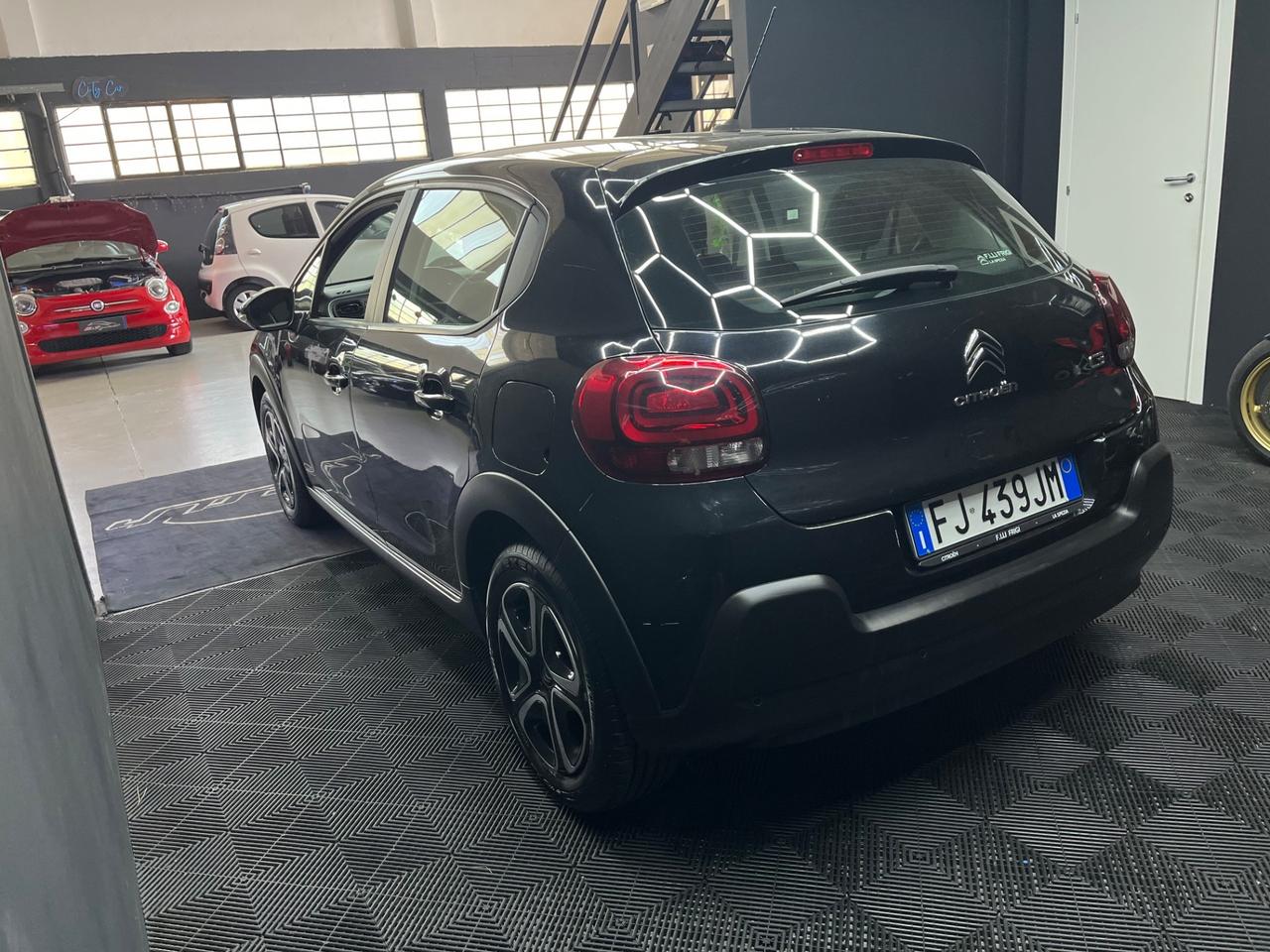 Citroën C3 1.2 PureTech GPL 82 CV (2017) – Nera, Ottime Condizioni!