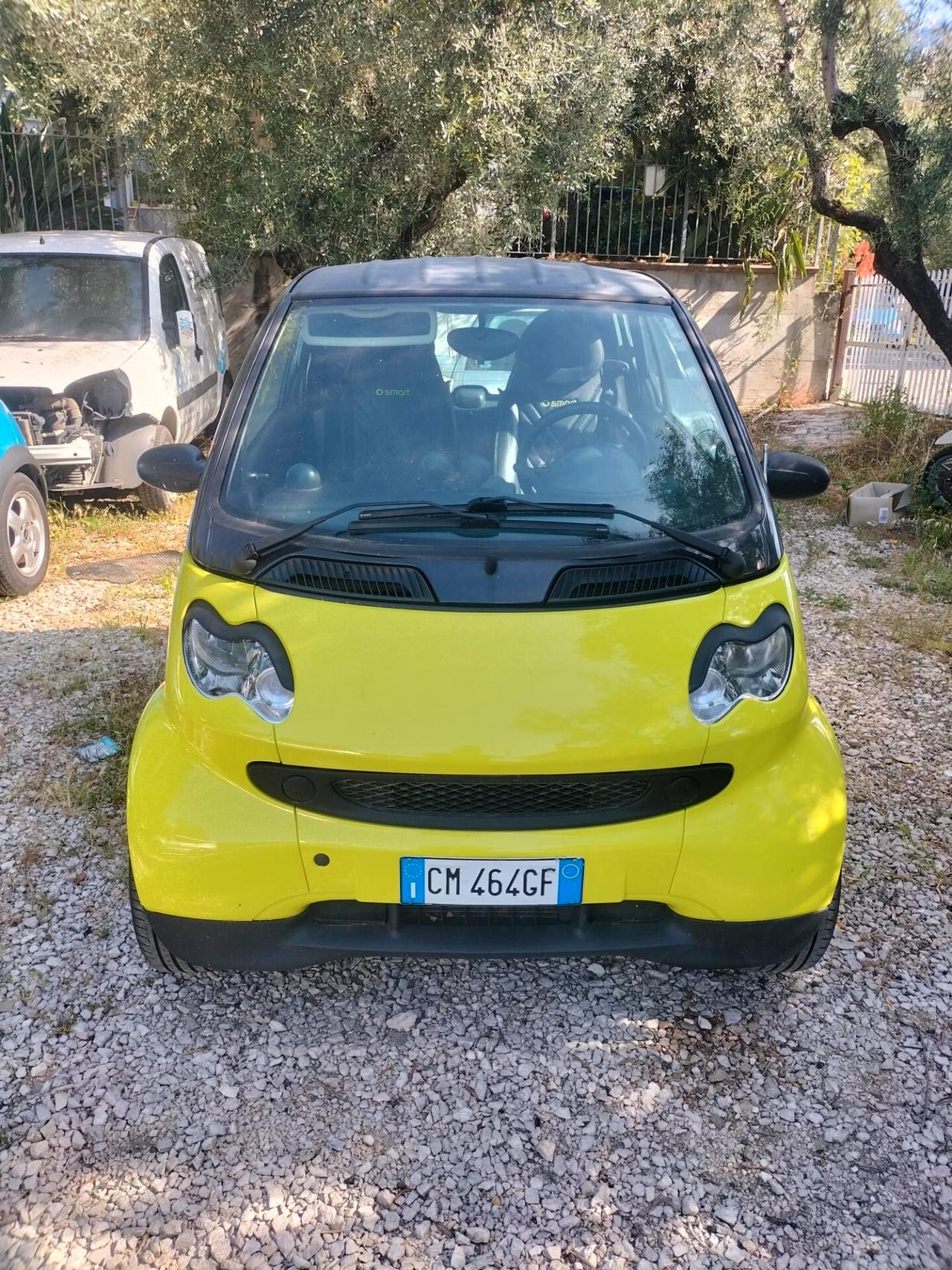 Smart ForTwo 700 coupé pure (37 kW)